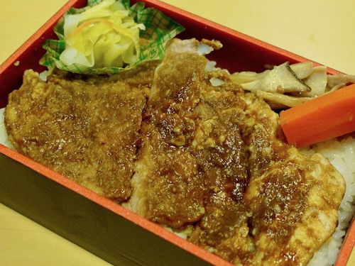 駅弁 鳥取県産大山豚のステーキ弁当 1080円 東京駅