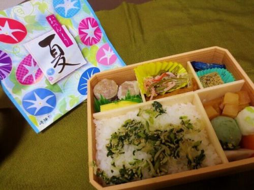【駅弁】崎陽軒「おべんとう夏」8月の涼しい日に食べちゃった