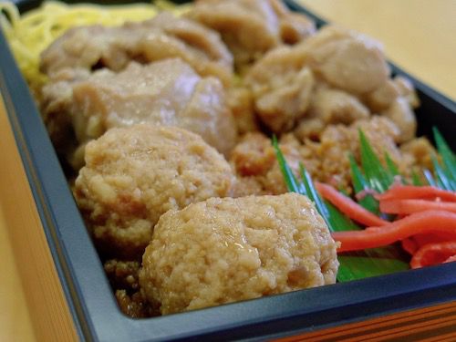 駅弁 鶏めし弁当 700円 京都駅