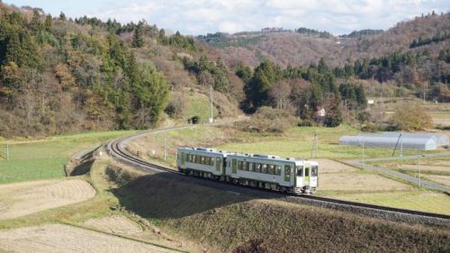 駅弁屋さんの厨房ですよ!vol.13「斎藤松月堂」編④~一ノ関駅「ひふみ弁当」(1350円)