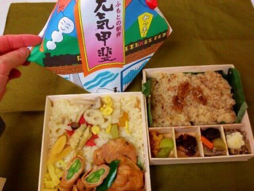 【駅弁】小淵沢名物駅弁!丸政「元気甲斐」1985年発売の山梨を代表する2段駅弁