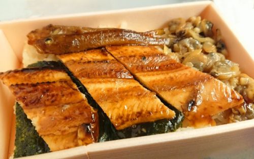 新幹線ぼく「駅弁パカッ」隣のジジイ「スッ走り出してから食べた方がうまいぞ」