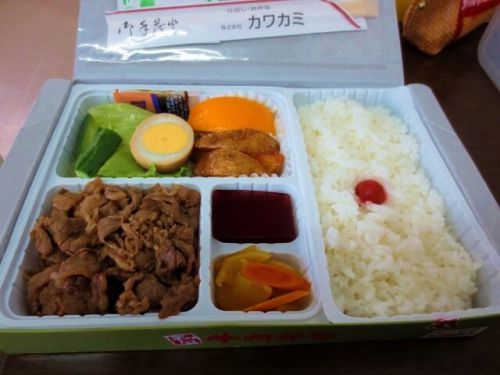 【塩尻駅弁】わたしの1番!カワカミ「信州和風牛肉弁当」白飯と和風焼肉たまらない