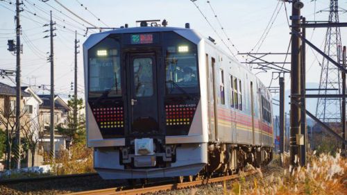 今シーズンも飛来!瓢湖の白鳥~新潟駅「新潟和牛おこわ」(1000円)