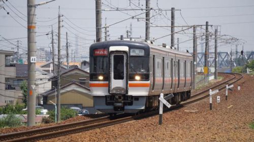 家から1歩も出ずに旅気分! ~松阪駅「元祖特撰牛肉弁当(鳥羽のキハ5828)」(1500円)~