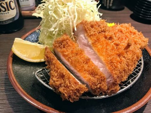 『とんかつ』ってどれだけ美味くても2,000円くらいの満足度を越えない料理だよな