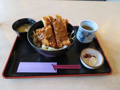 デミかつ丼