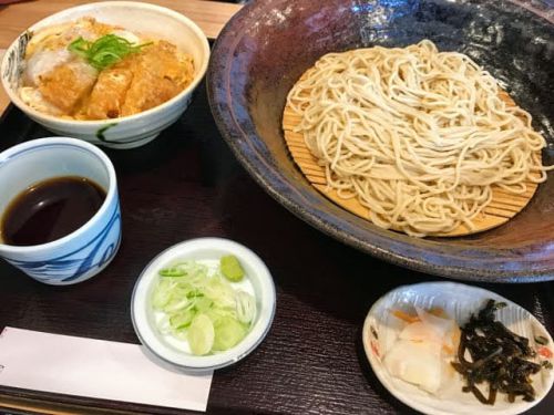 そば屋のカツ丼 ← こういうの他にある?