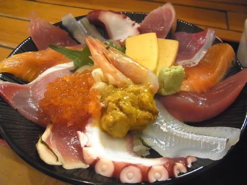 この海鮮丼に1000円出せるか?【( ・∀・)イイ!!】