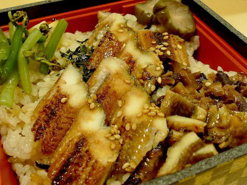 駅弁 穴子かさね重 1240円 東京駅