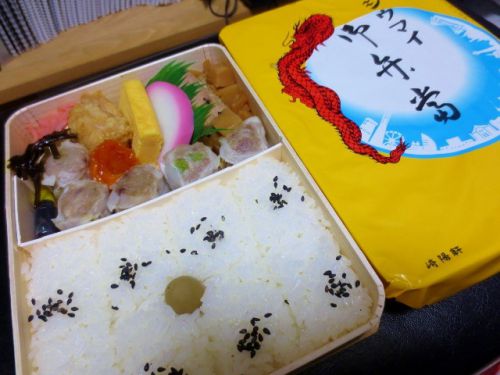 【横浜駅弁】昭和29年登場!崎陽軒「シウマイ弁当」旅のお供に欠かせない駅弁じゃないか